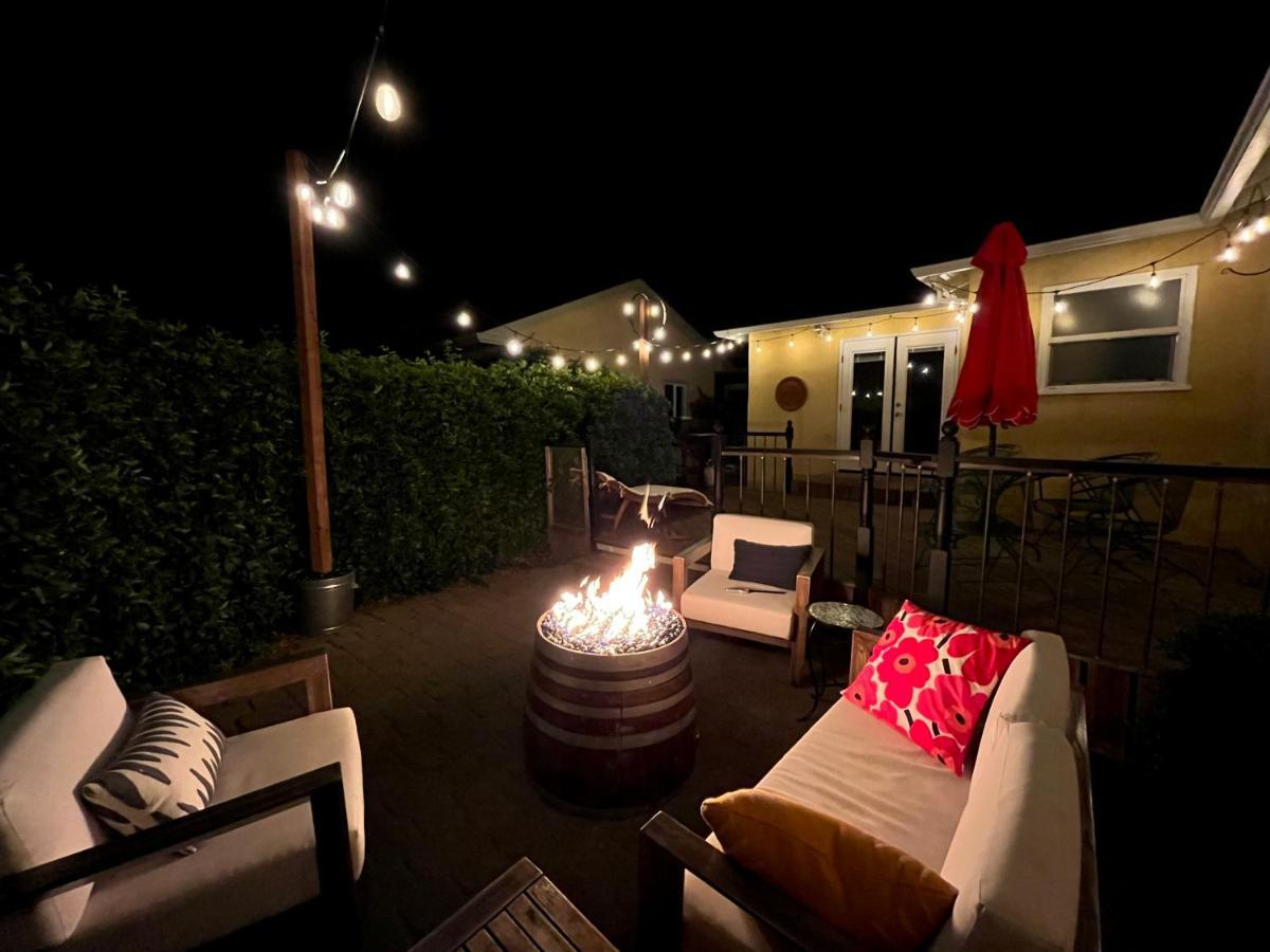 Spacious Renovated Petaluma Home- Pool Table, Fire Pit, Parking Екстериор снимка