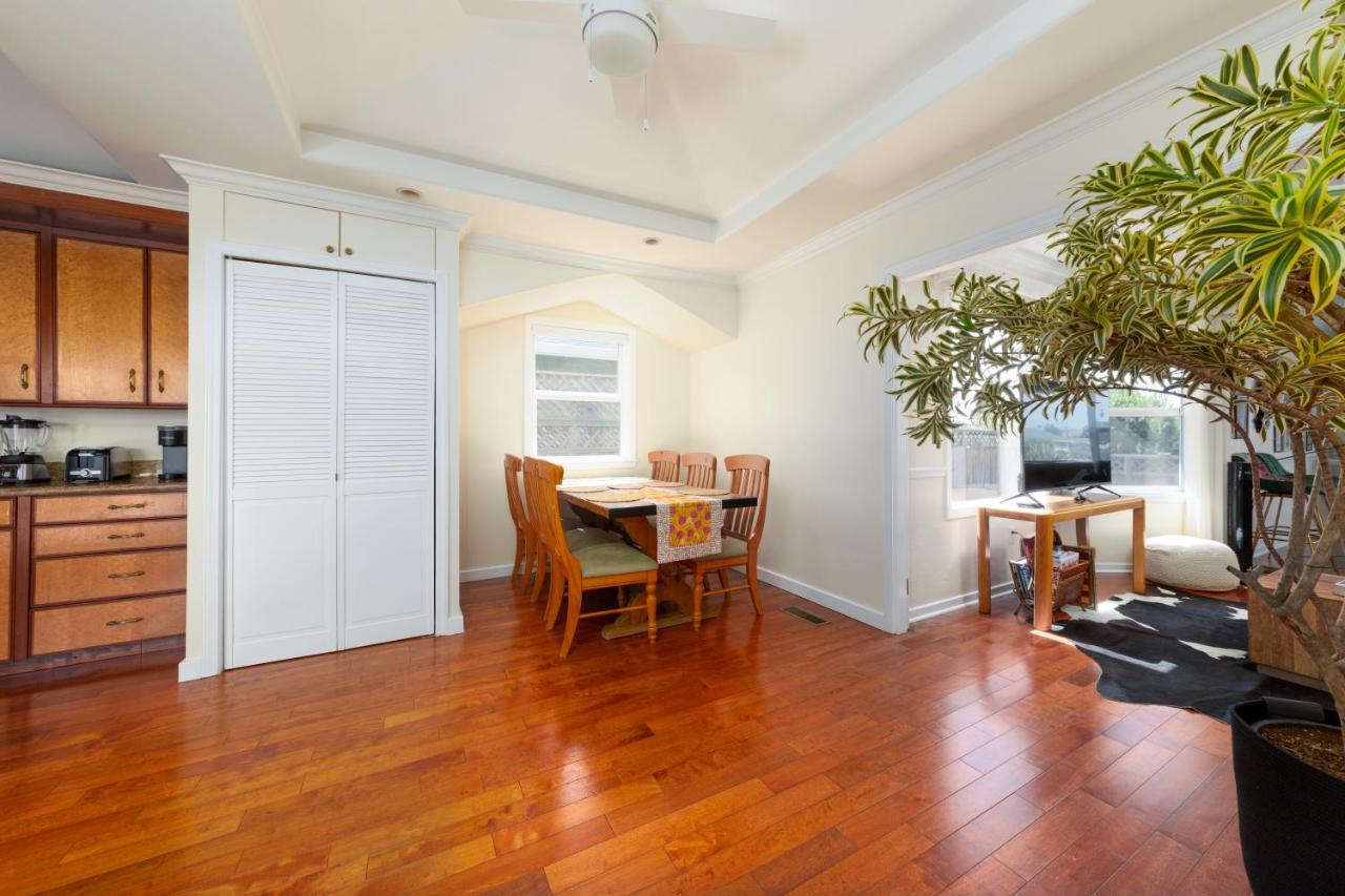 Spacious Renovated Petaluma Home- Pool Table, Fire Pit, Parking Екстериор снимка