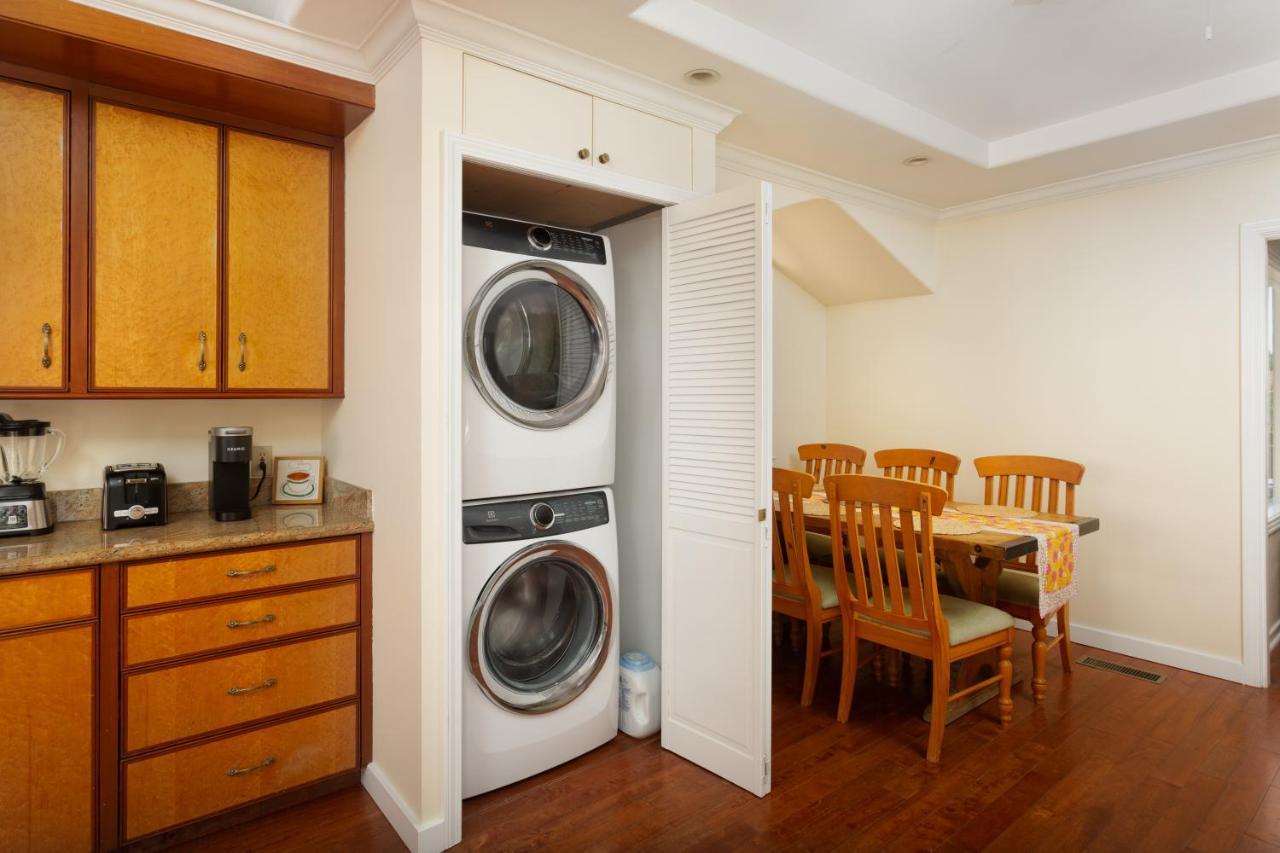 Spacious Renovated Petaluma Home- Pool Table, Fire Pit, Parking Екстериор снимка